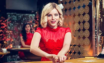 Đặt cược và quay hũ